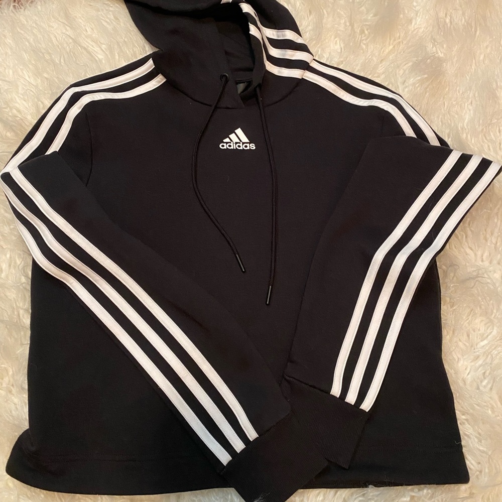 Adidas cropped hoodie. Like new.